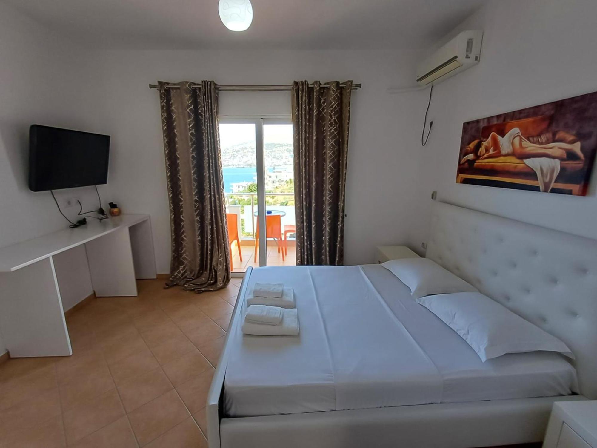 Hotel Sherifi Sarandë Eksteriør bilde