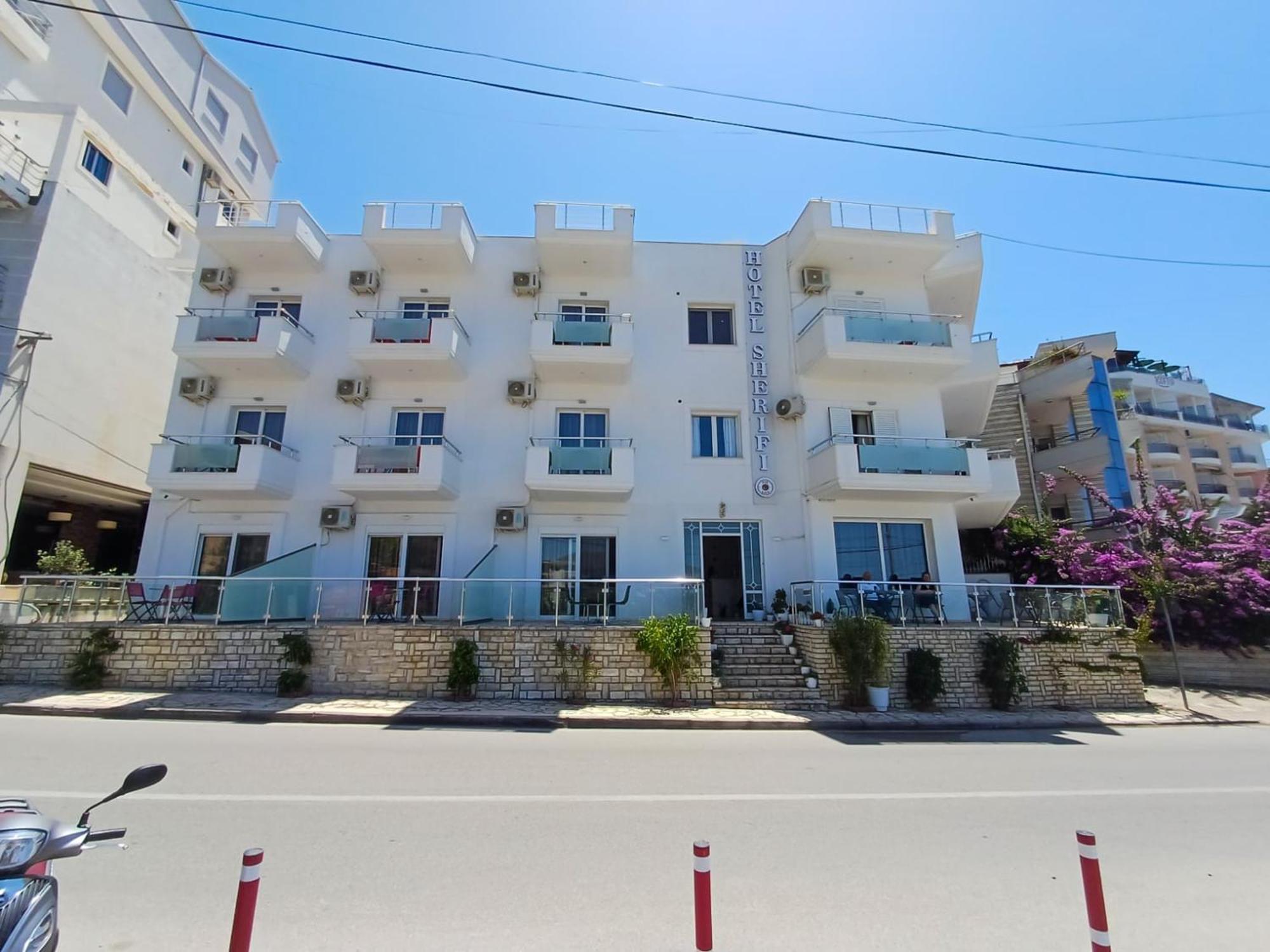 Hotel Sherifi Sarandë Eksteriør bilde
