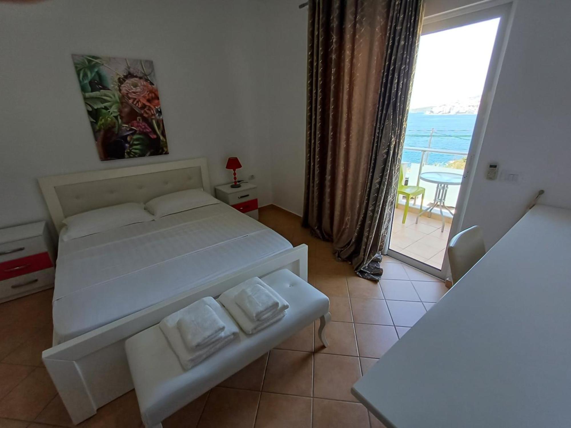 Hotel Sherifi Sarandë Eksteriør bilde