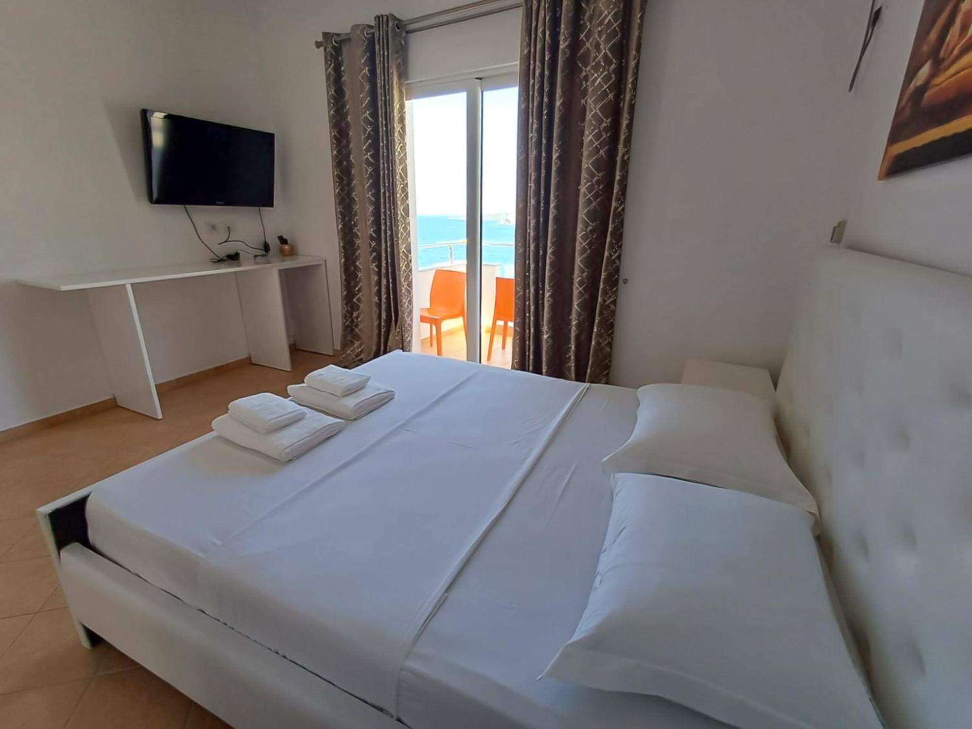 Hotel Sherifi Sarandë Eksteriør bilde