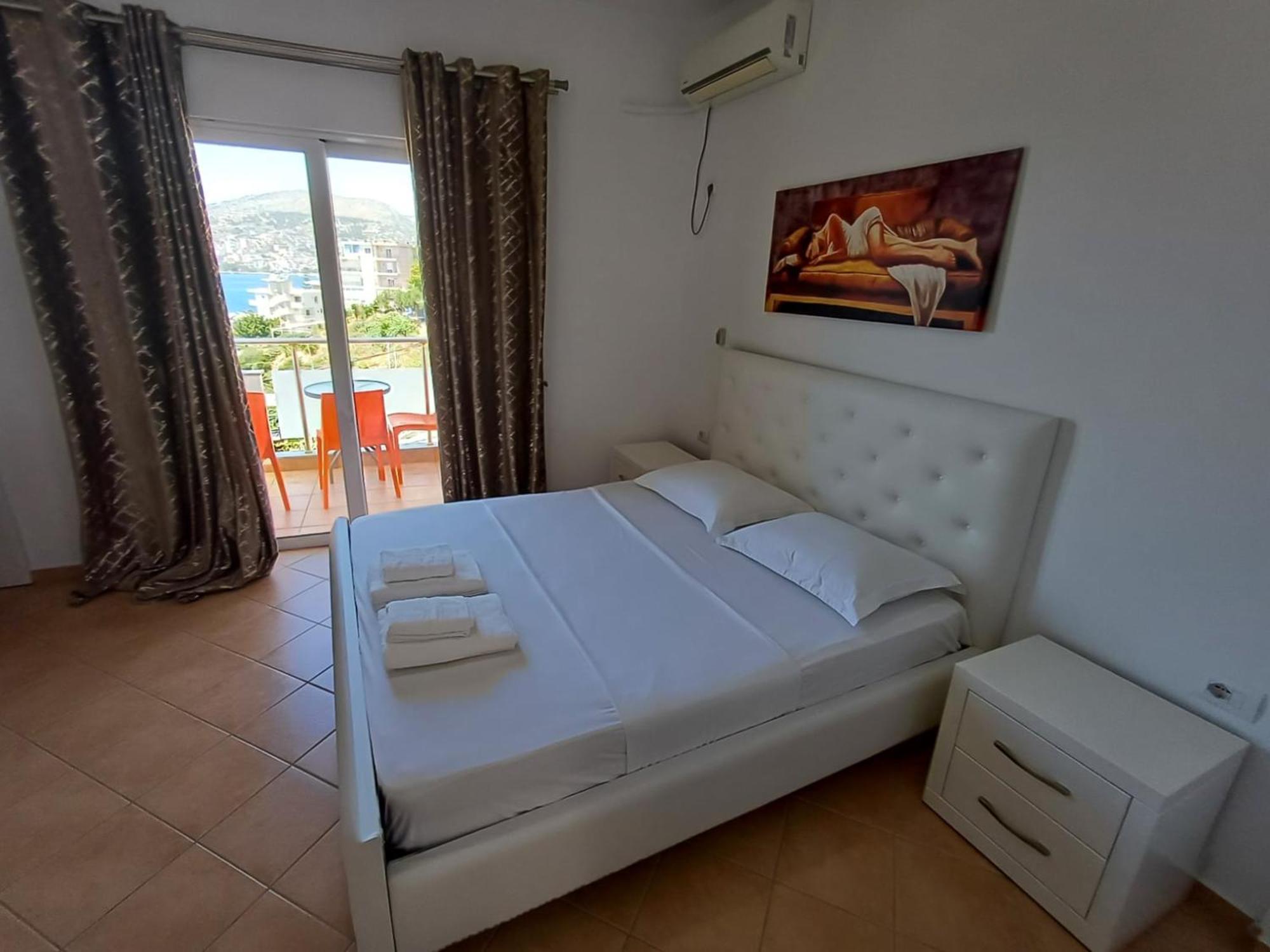 Hotel Sherifi Sarandë Eksteriør bilde