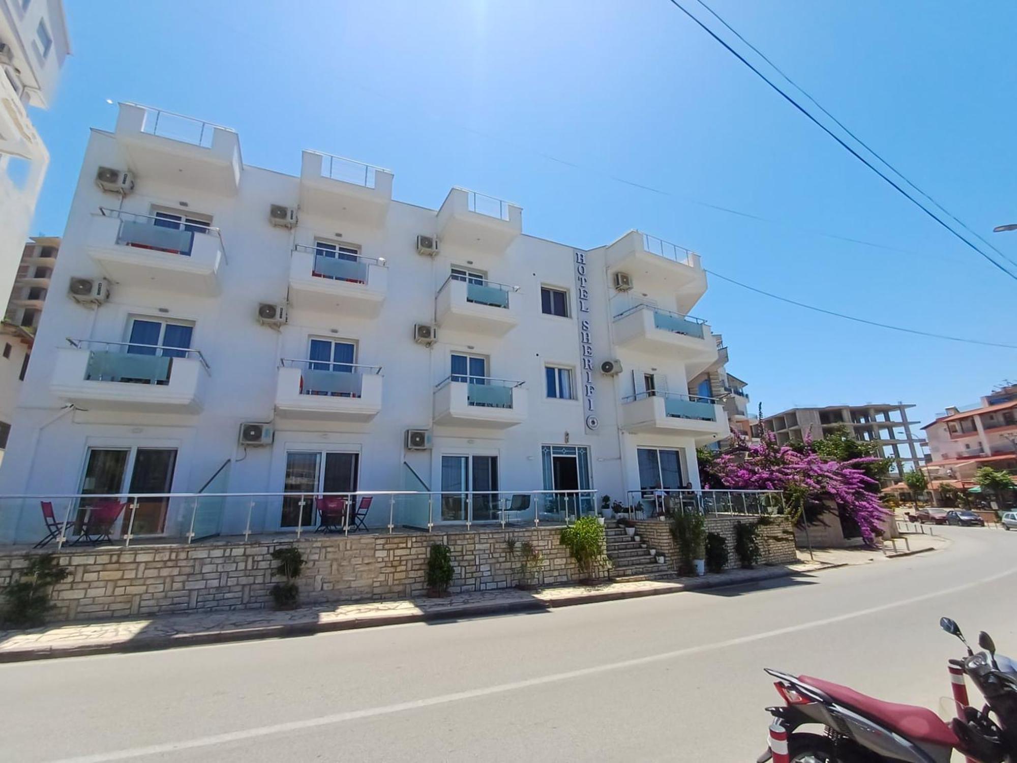 Hotel Sherifi Sarandë Eksteriør bilde