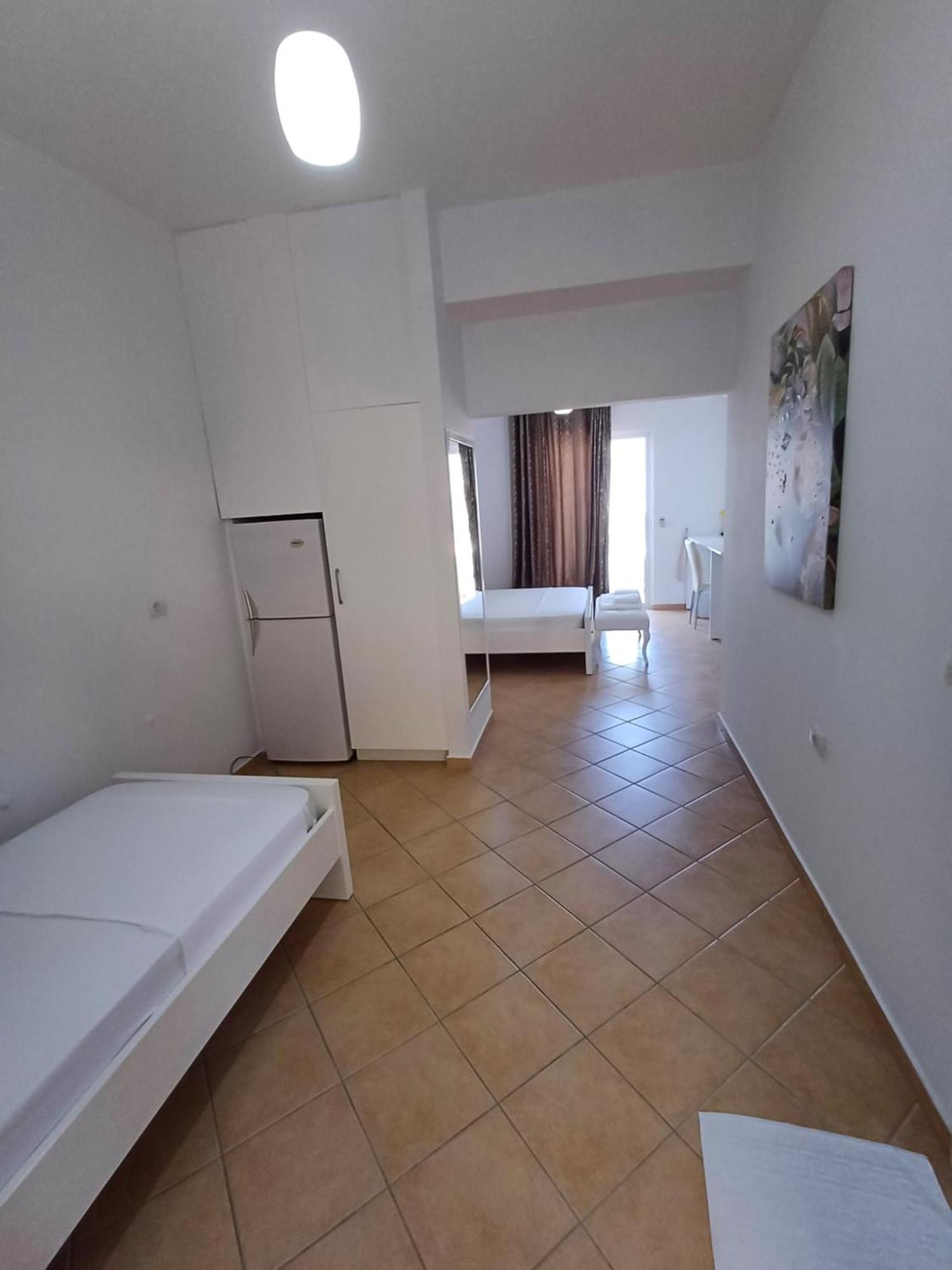 Hotel Sherifi Sarandë Eksteriør bilde