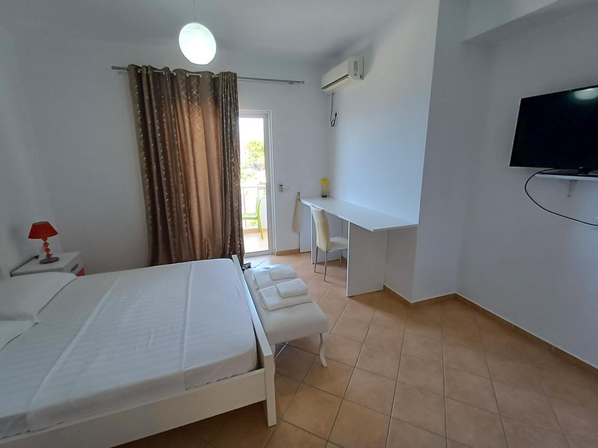 Hotel Sherifi Sarandë Eksteriør bilde